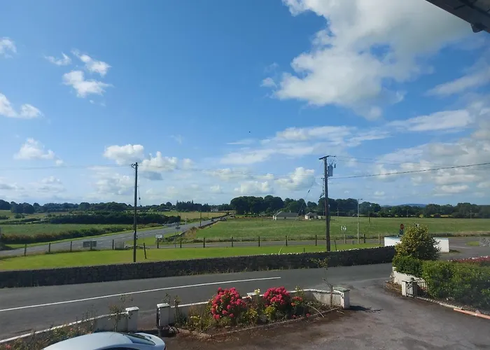 West Coast Countryside Escape Дом отдыха *